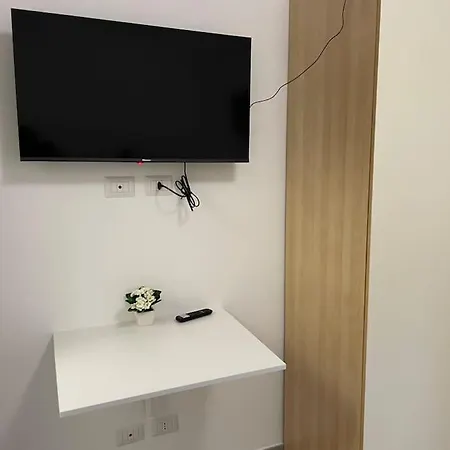 شقة Tiny House - 15 Minutes To Duomo ميلان