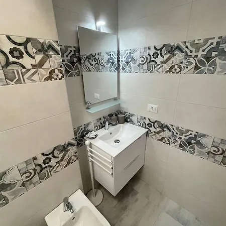 Daire Tiny House - 15 Minutes To Duomo